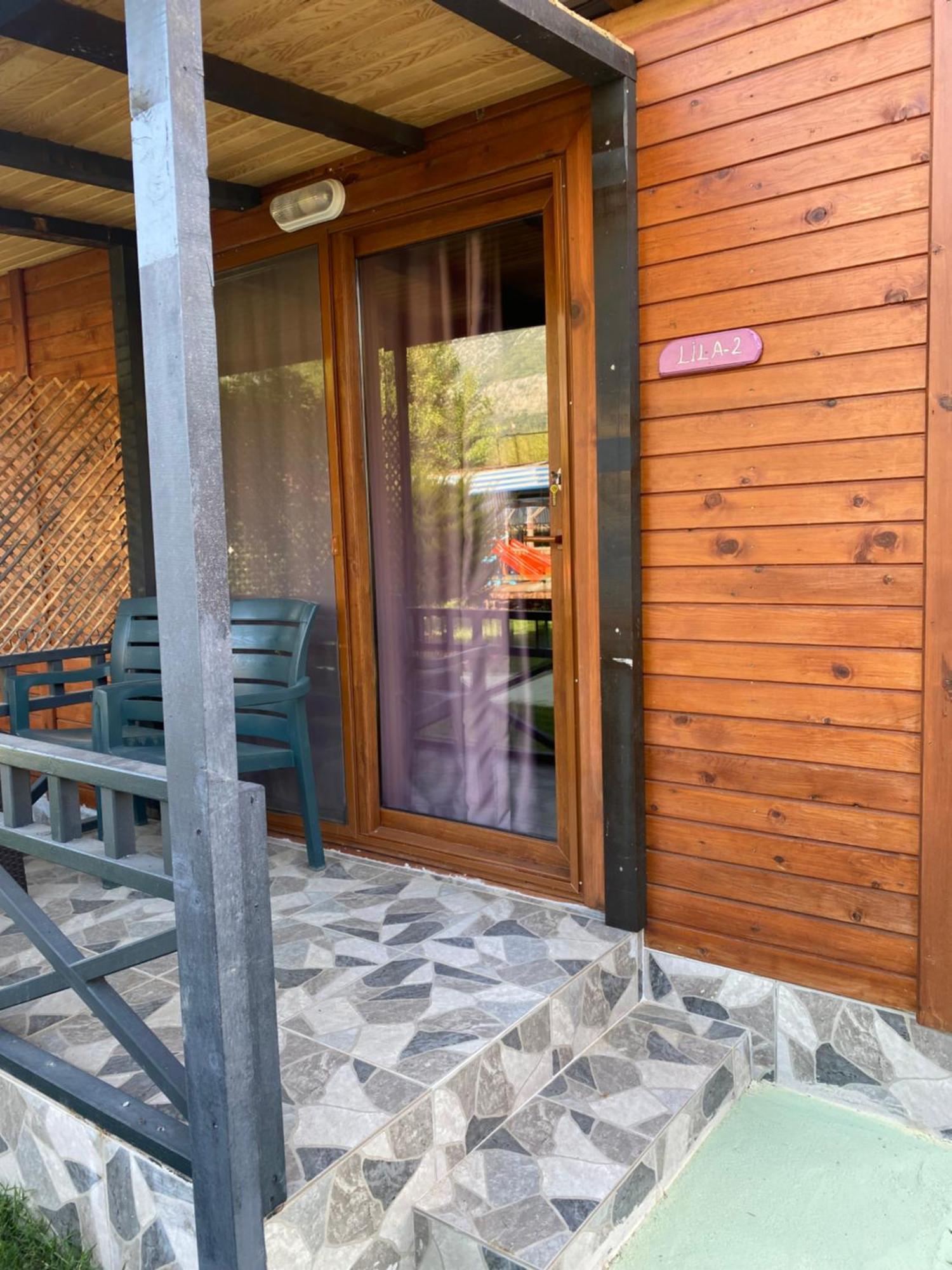 Karaoez Ada Bungalows & Villa Room photo